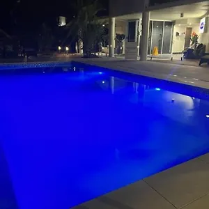 *** Aparthotel Marina Terraces Australia